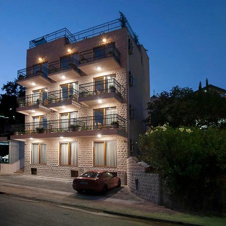 Hotel Twelve By Aycon Budua Esterno foto