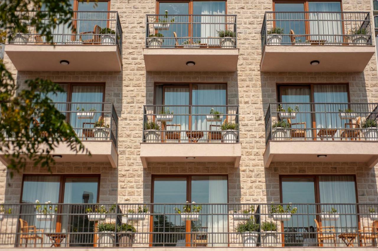 Hotel Twelve By Aycon Budua Esterno foto