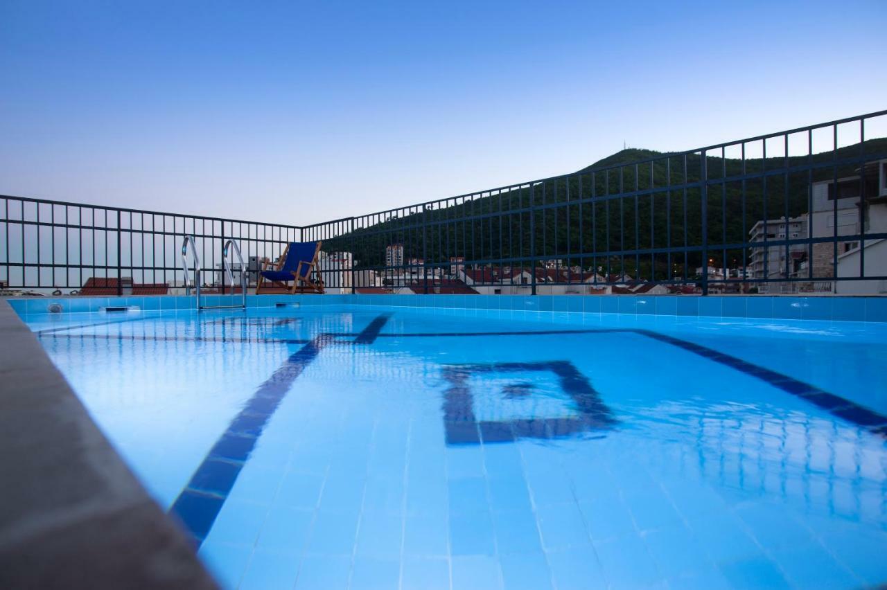 Hotel Twelve By Aycon Budua Esterno foto