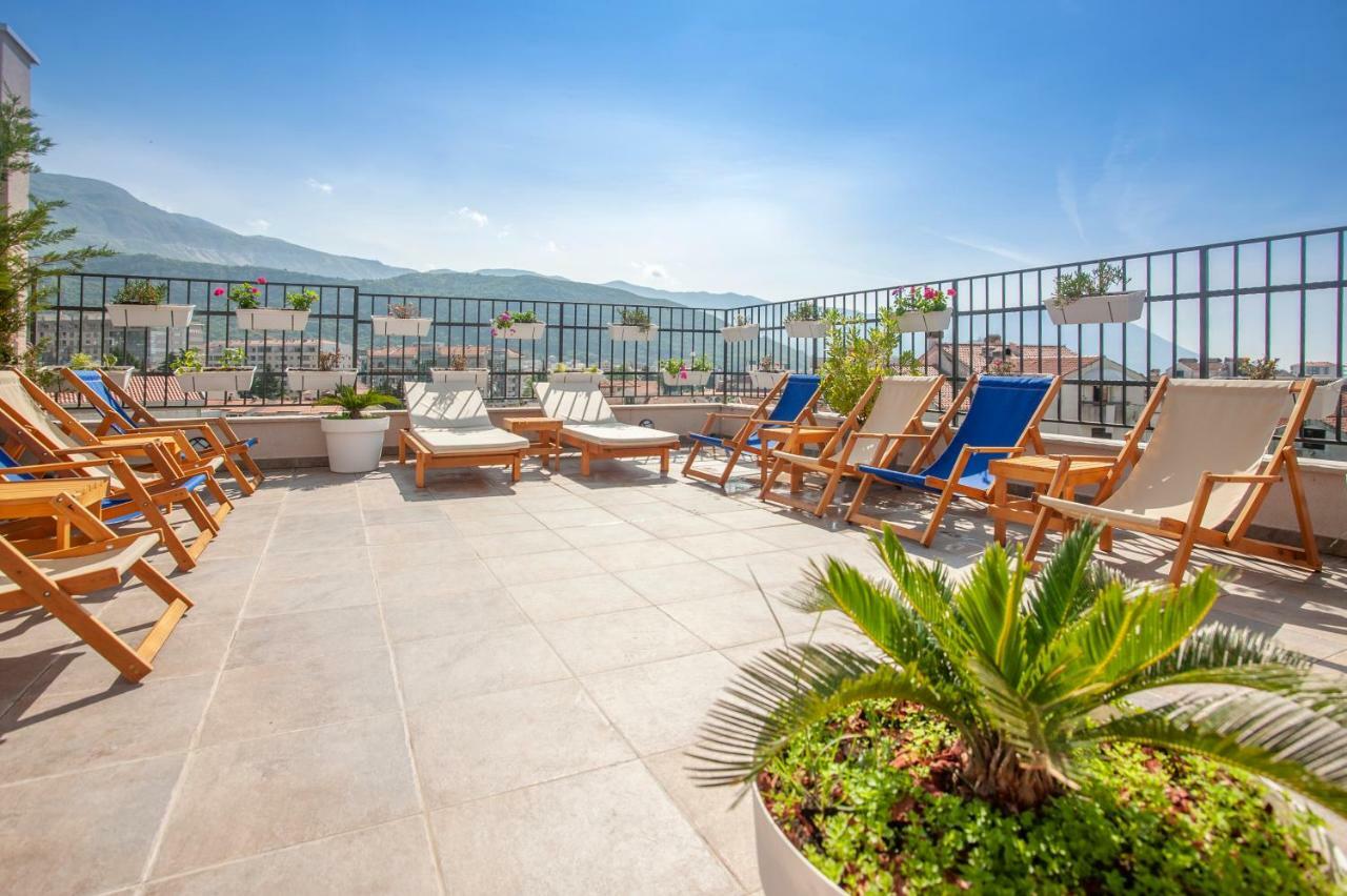 Hotel Twelve By Aycon Budua Esterno foto