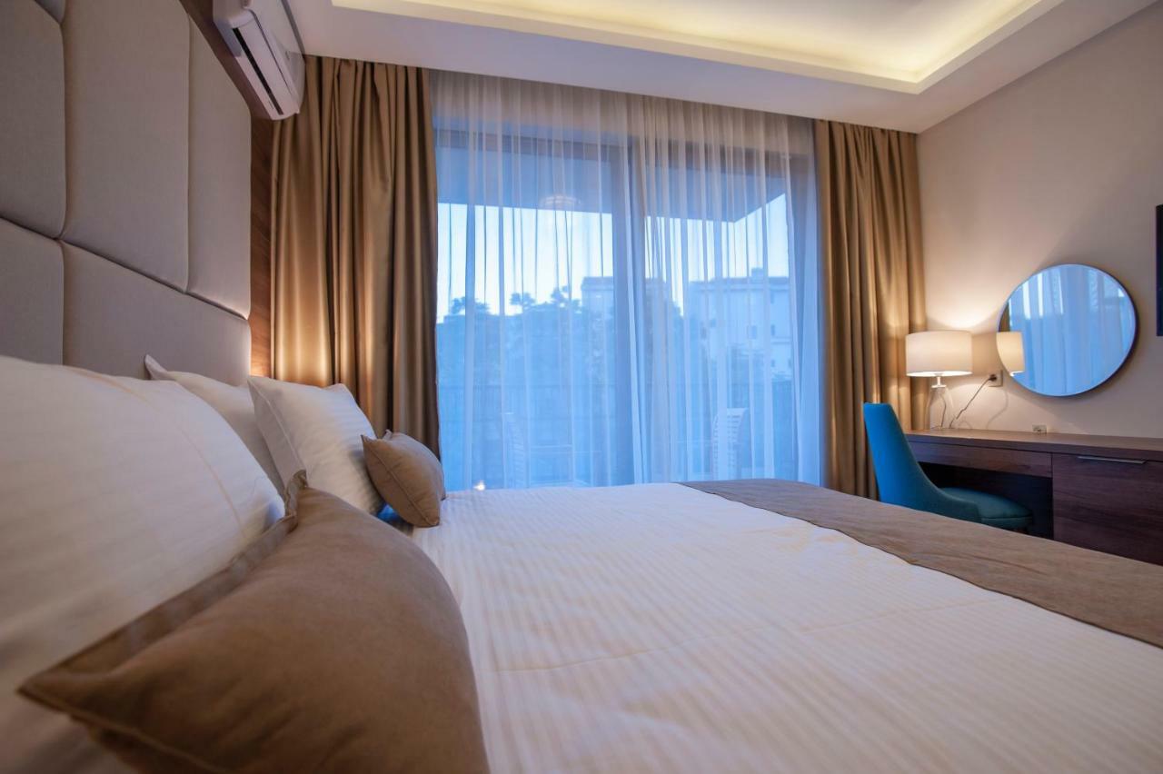 Hotel Twelve By Aycon Budua Esterno foto