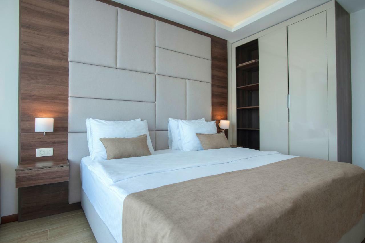 Hotel Twelve By Aycon Budua Esterno foto